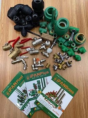 Một số sản phẩm lắp bằng đồng thau Sản phẩm nhựa của IFAN của chúng tôi